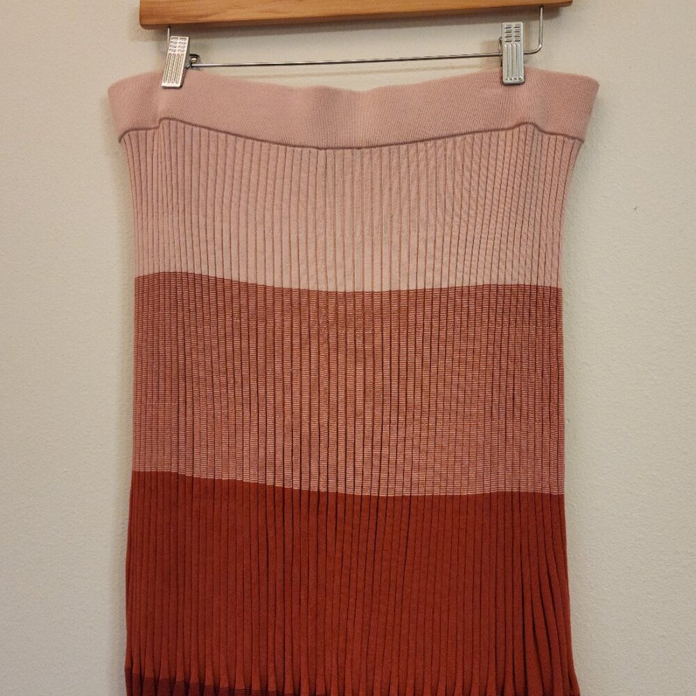 Banana Republic Ombré Pleated Sweater Midi Skirt Pink Women L Classic Casual Fun - Picture 9 of 12